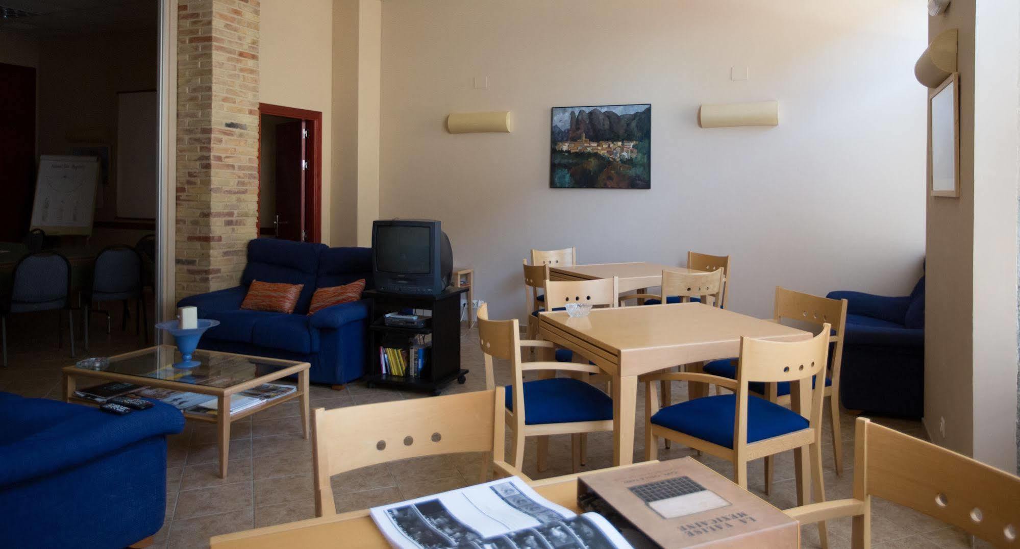 Hotel Villa De Ayerbe Εξωτερικό φωτογραφία